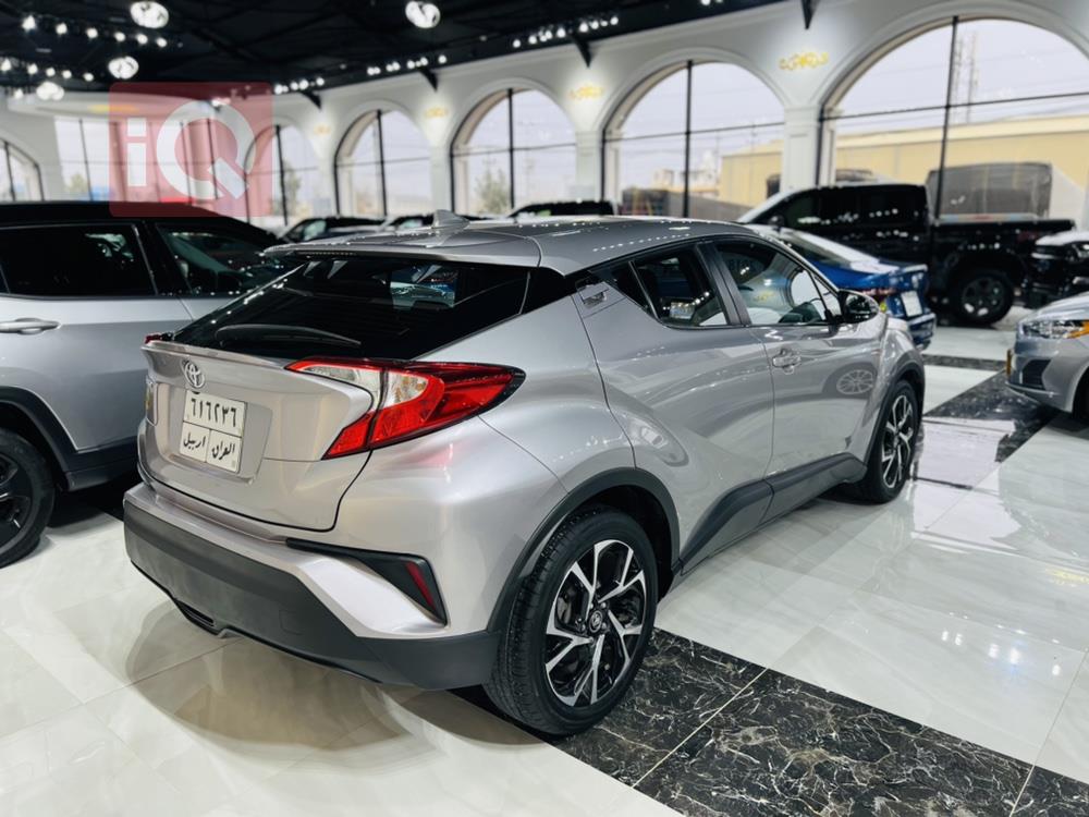 Toyota CH-R